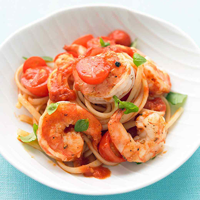 Shrimp with sweet cream tomato sauce